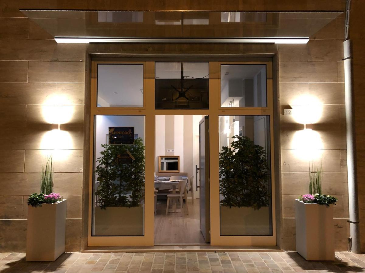 Approdo Residence 西维尔诺瓦·马尔凯 外观 照片